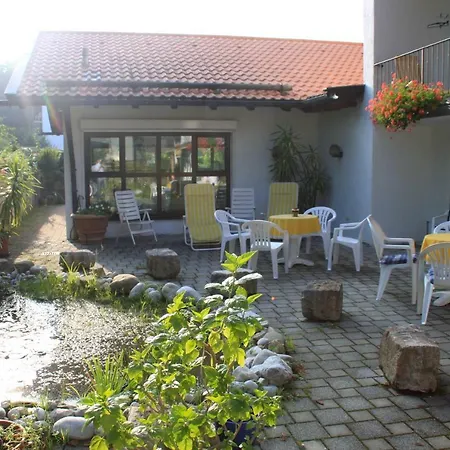 Haus Beer Hotel 3*