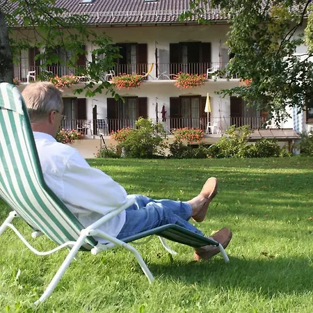 Hotel Haus Beer 3*